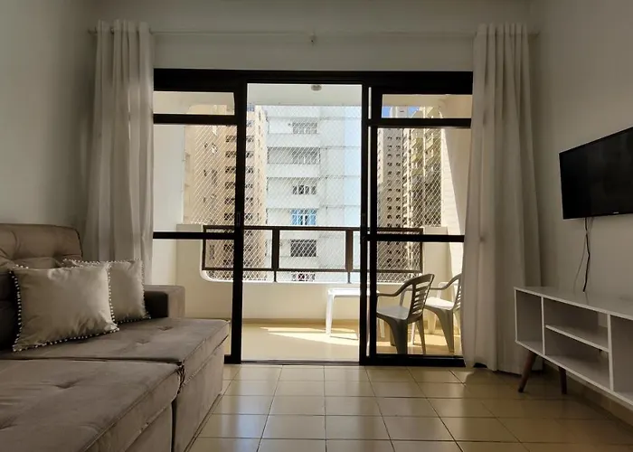 Ap 62 - Meia Quadra Da Praia Das Pitangueiras Guarujá